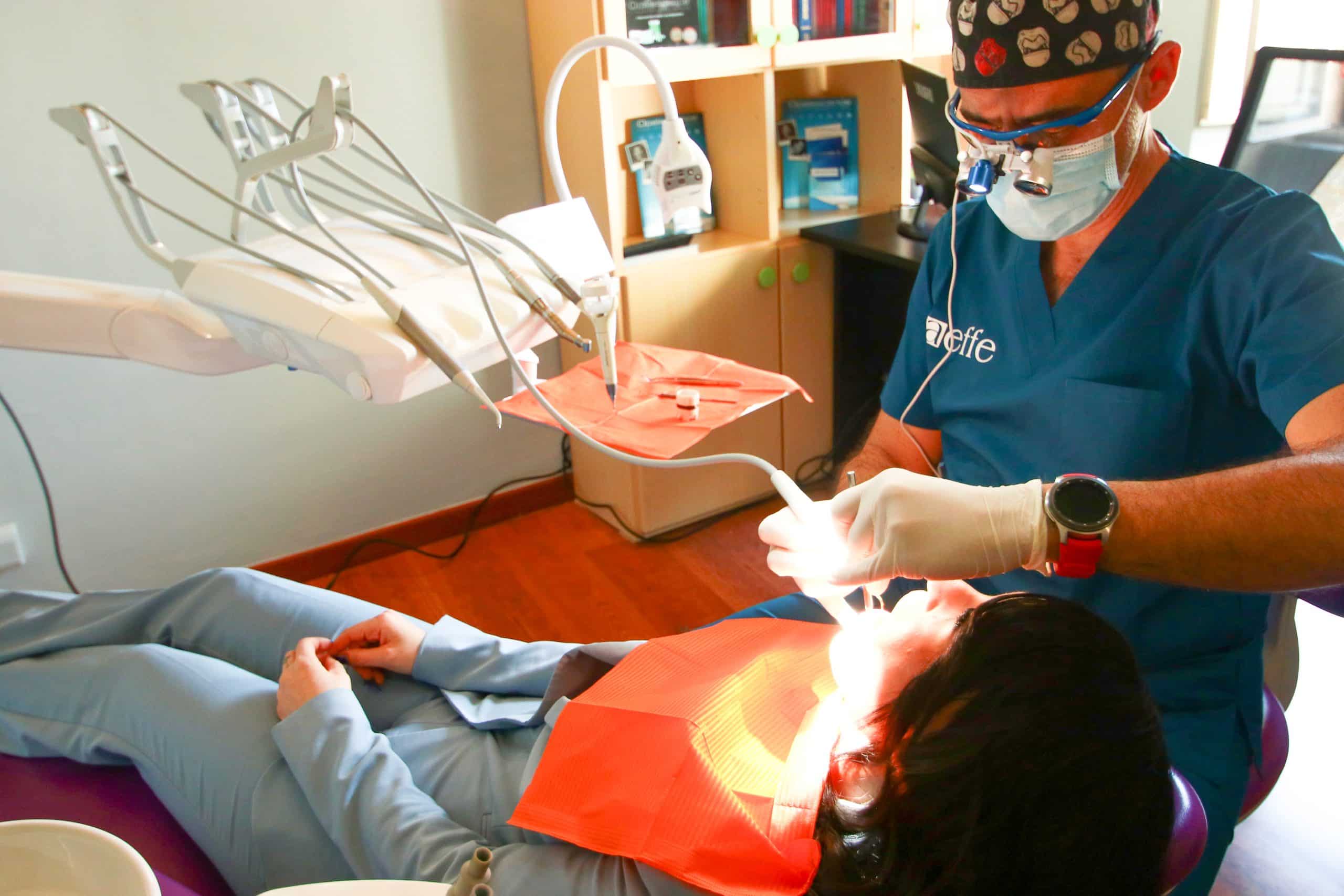 20 Bottoni Linguali Ortodonzia Easyinsmile - Tondi/rettangolari Con Base A Rete
